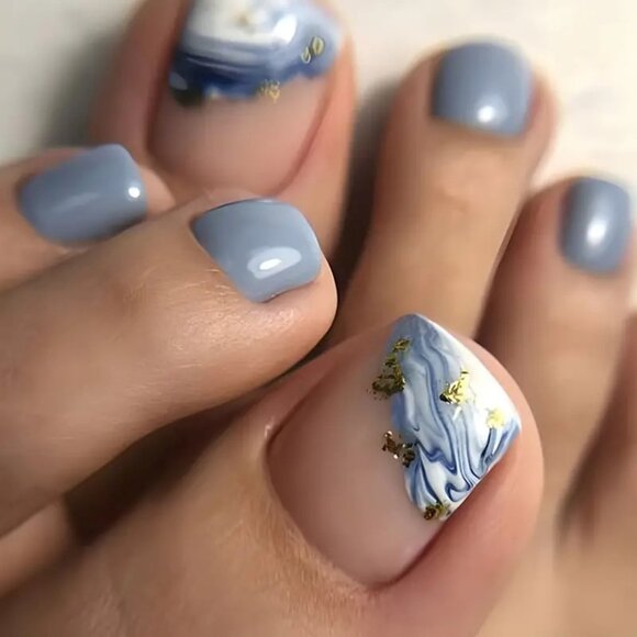 Nails Press On Toenails 24 Wavy Blue & Gold Glitter Short Style Kit Fake Glossy - Picture 1 of 4